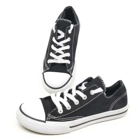 airwalk brand shoes